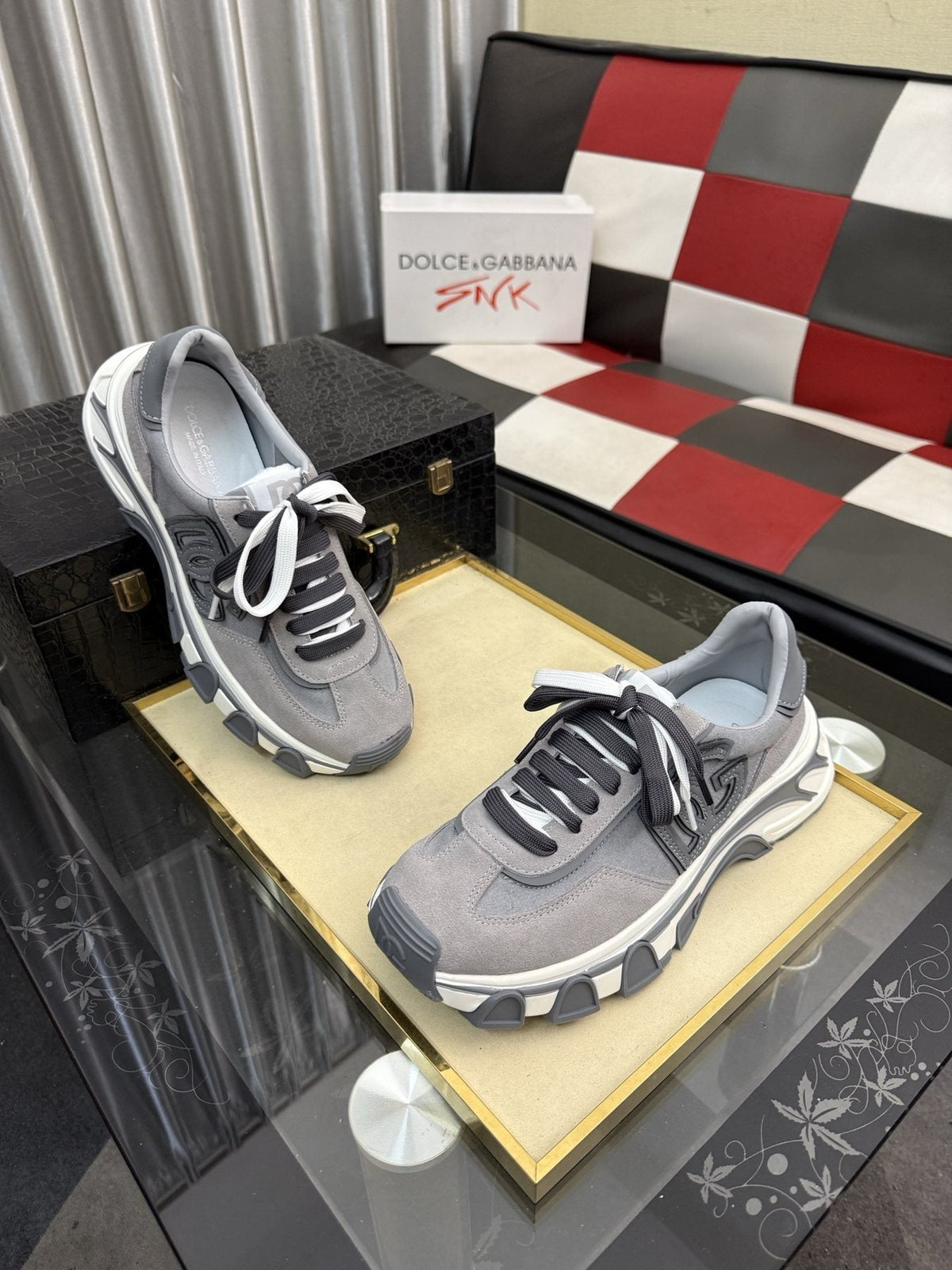 Dolce & Gabbana Men's Gray Lace-Up Sneakers