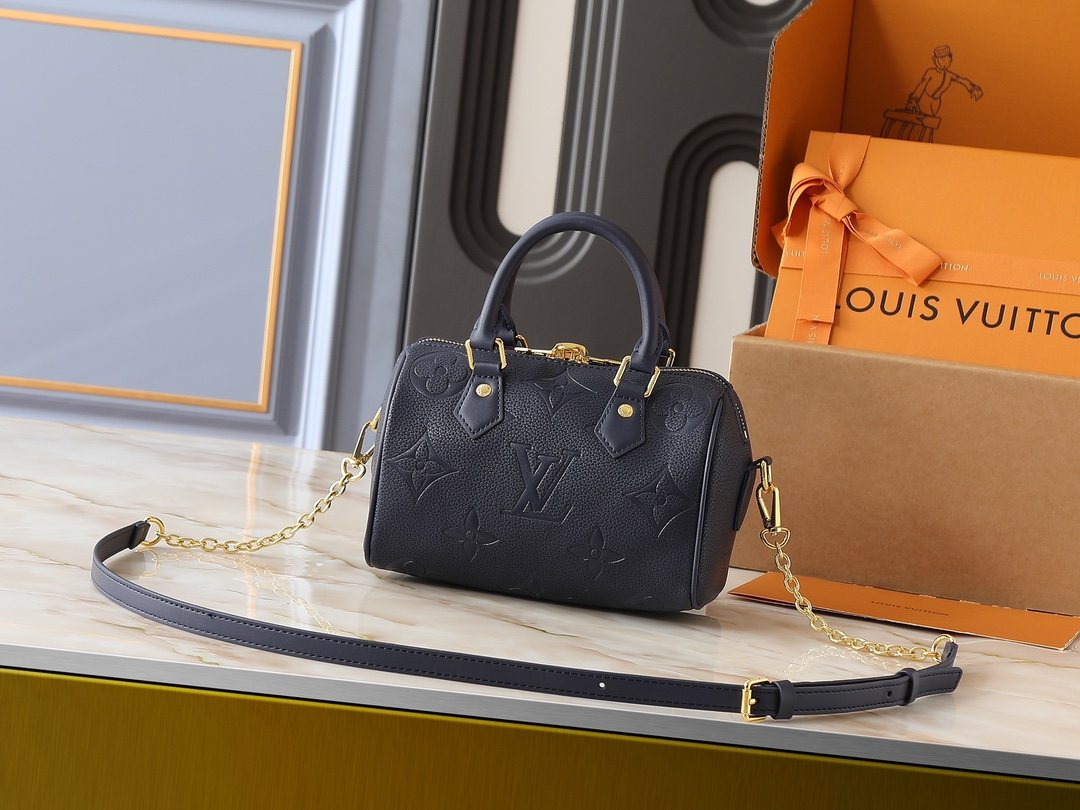 Louis Vuitton Speedy Bandoulière 20 Handbag