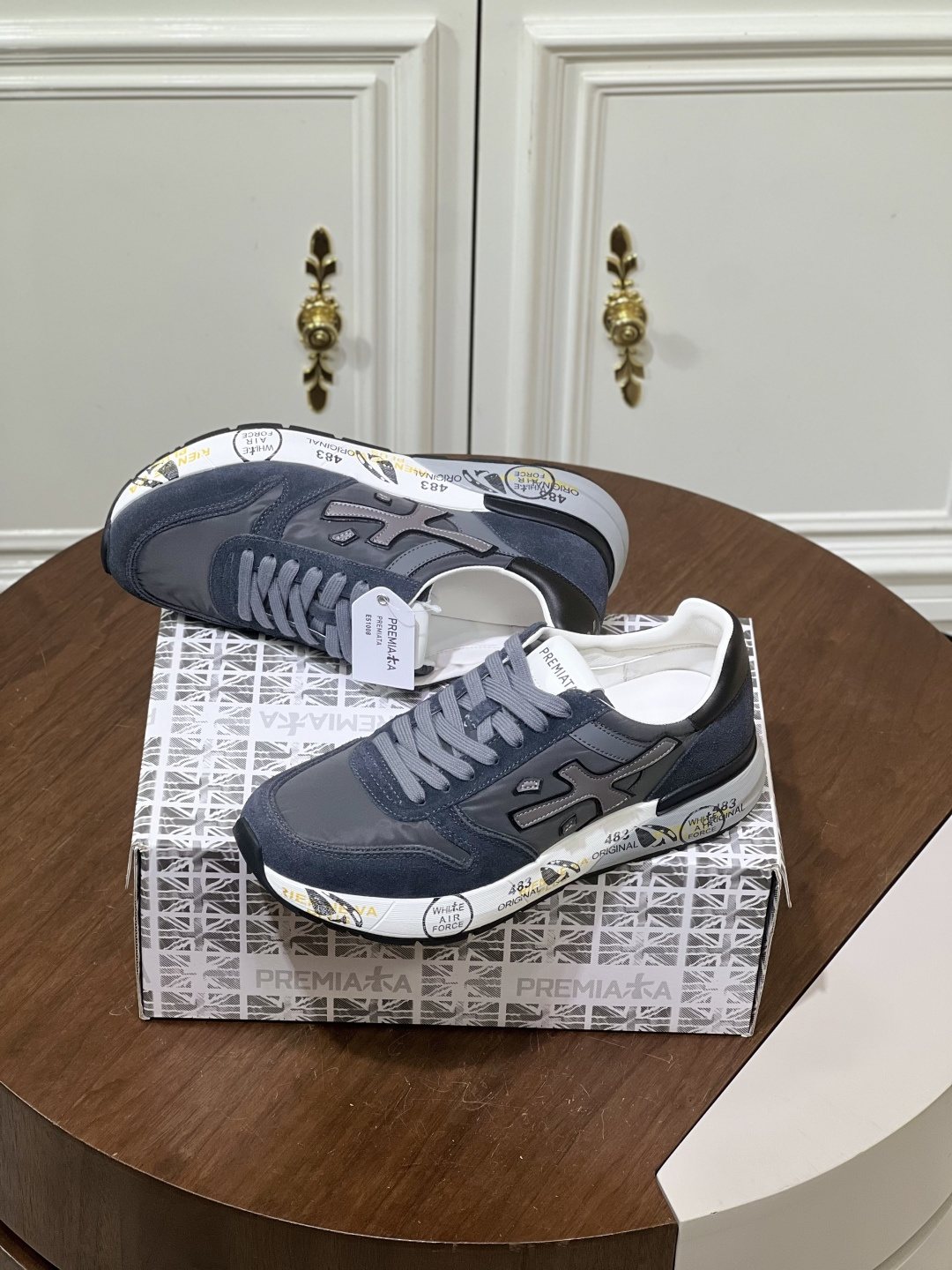 Premiata Contrast Panel Low-Top Sneakers
